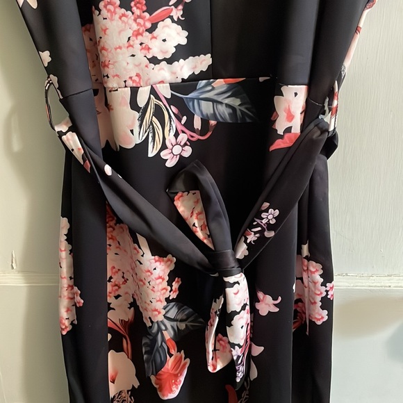 Amazon Ecowish Dress - Picture 3 of 5